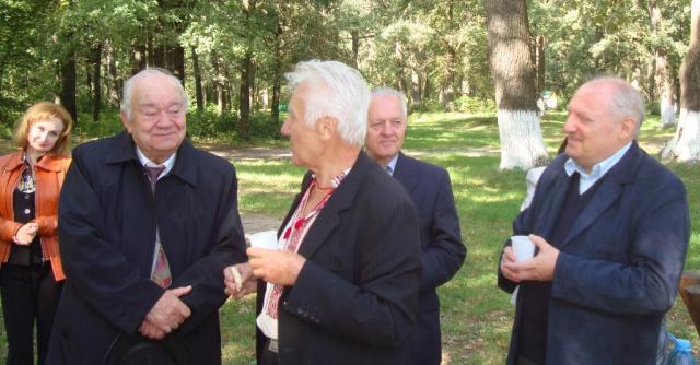 Цифра 77 утвердила народне  визнання (DSC00497.JPG)