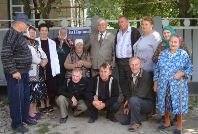 Цифра 77 утвердила народне  визнання (DSC00678.JPG)