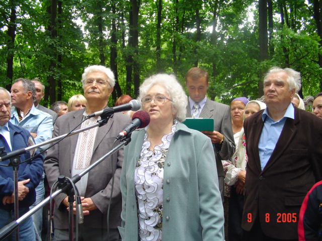 ВІНШУЄМО ЮВІЛЯРА (DSC00879.JPG)