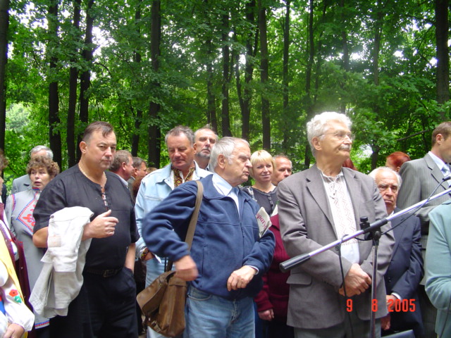 ВІНШУЄМО ЮВІЛЯРА (DSC00880.JPG)