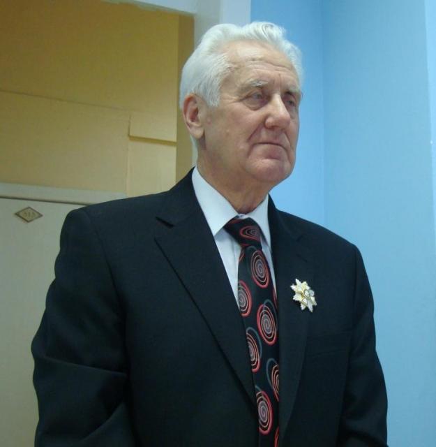 Славний Ювілей прославленого земляка (DSC05214.JPG)