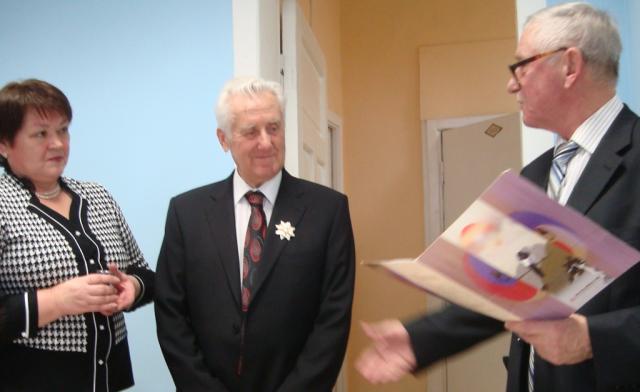 Славний Ювілей прославленого земляка (DSC05244.JPG)