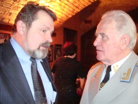                                      ПРИЛУЦЬКЕ  ВІДДІЛЕННЯ ВІНШУЄ  ЮВІЛЯРА (DSC05745.JPG)