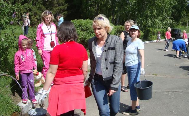 СУБОТНИК  В  ПИРОГОВІ (DSC07608.JPG)