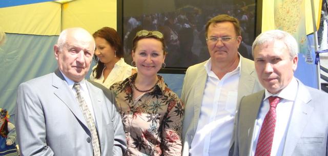 З Днем Народження Київ - вітають Земляцтва! (DSC08208.JPG)