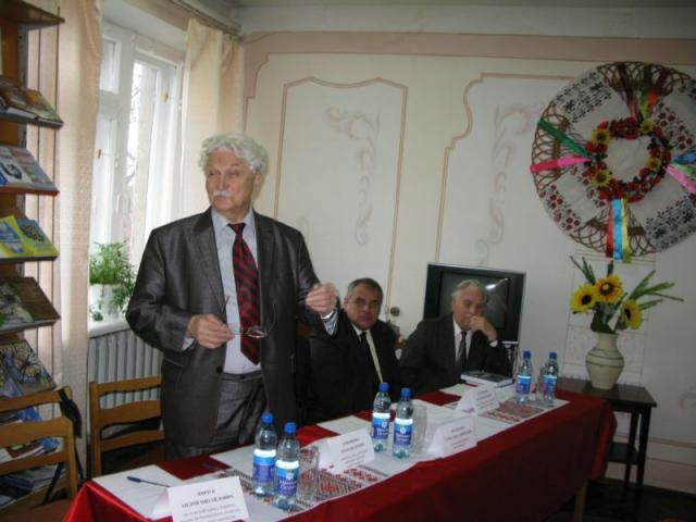 Презентація колективної монографії "Не бував ти у наших краях". (IMG_0121.JPG)