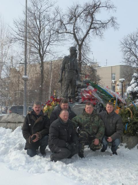 ЗАХОДИ ЗЕМЛЯЦТВА ДО ДНЯ ВОЇНА-ІНТЕРНАЦІОНАЛІСТА (P2150850.JPG)